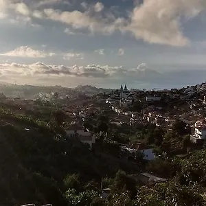 vista-funchal.madeira-islandshotels.com/