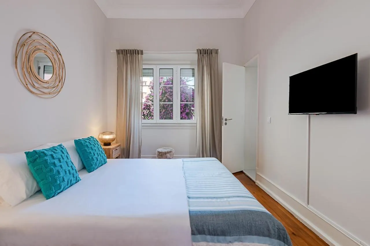 The Local Guest House ליסבון 0*,